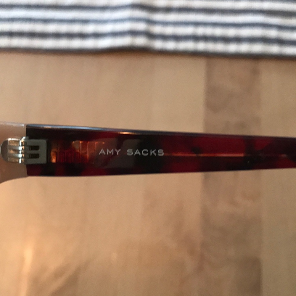 Amy Sacks’ blush frames - Picture 4 of 4
